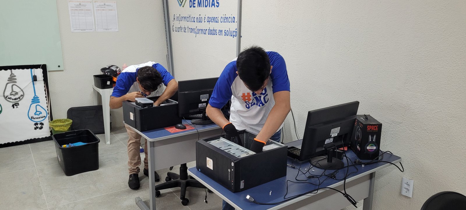 Aula de Reparo e Manutenção de Computadores